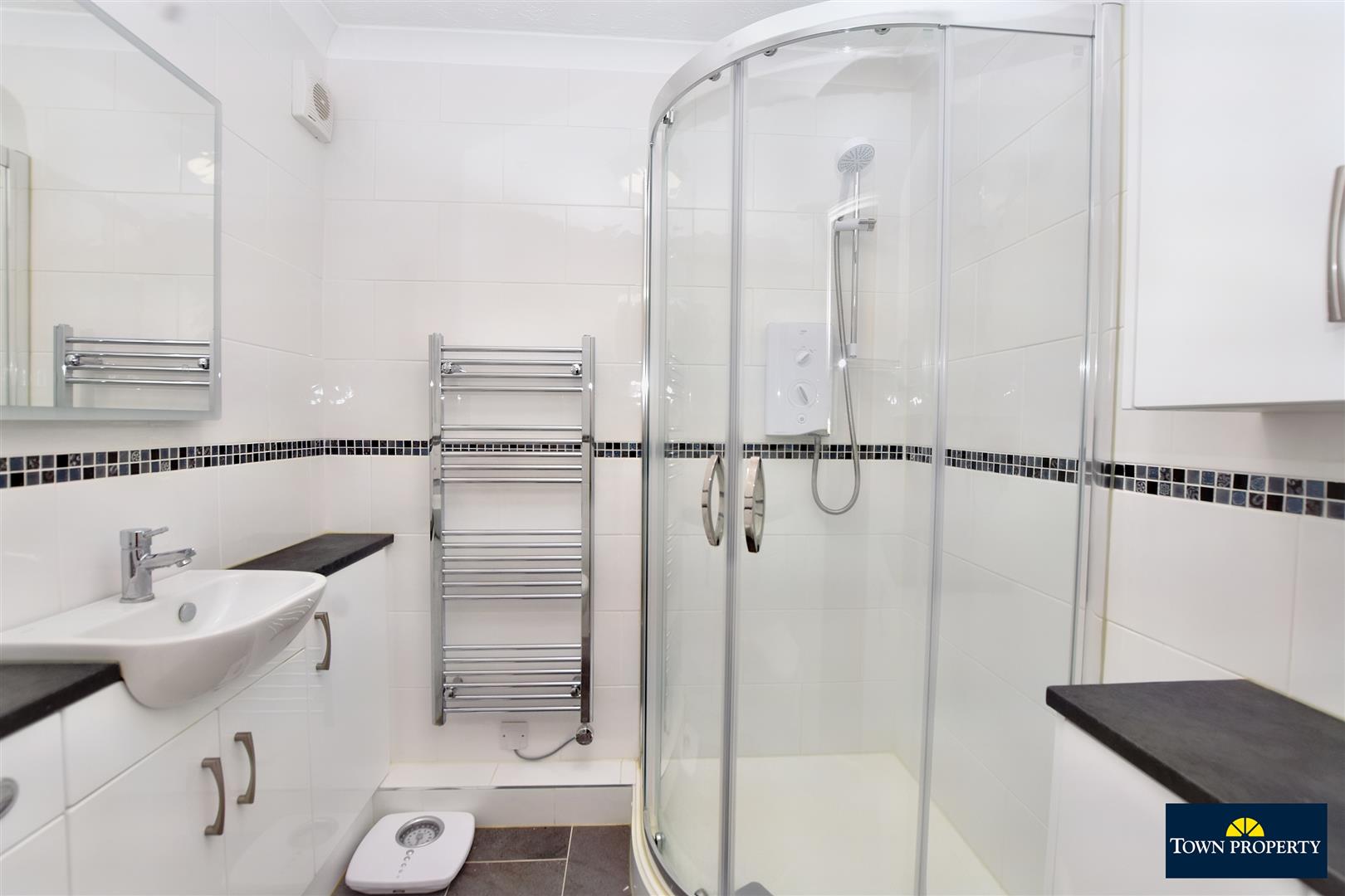 Property Details for Granville Road Eastbourne BN20 7EE Town